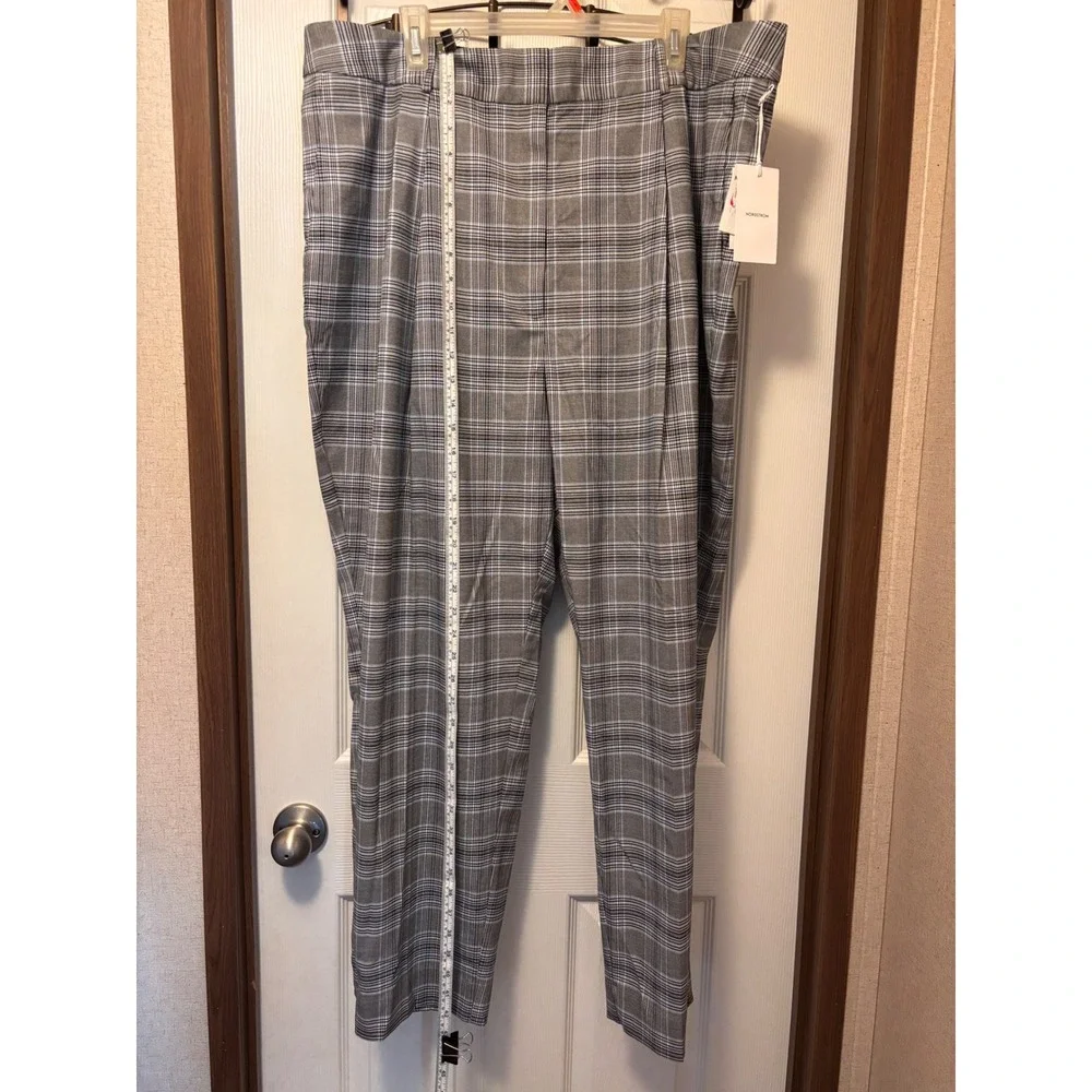 Nordstrom Womens Grey Glen Plaid Pleated Tapered Dress Pants Size 20 NWT